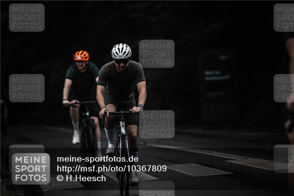 13.09.2026 - Stadtparktriathlon H.Heesch http://msf.ph/oto/10367809 13.09.2026 12:02:37 Radfahren 729, 849, 854, 860, 880, 946, 1029 meine-sportfotos.de