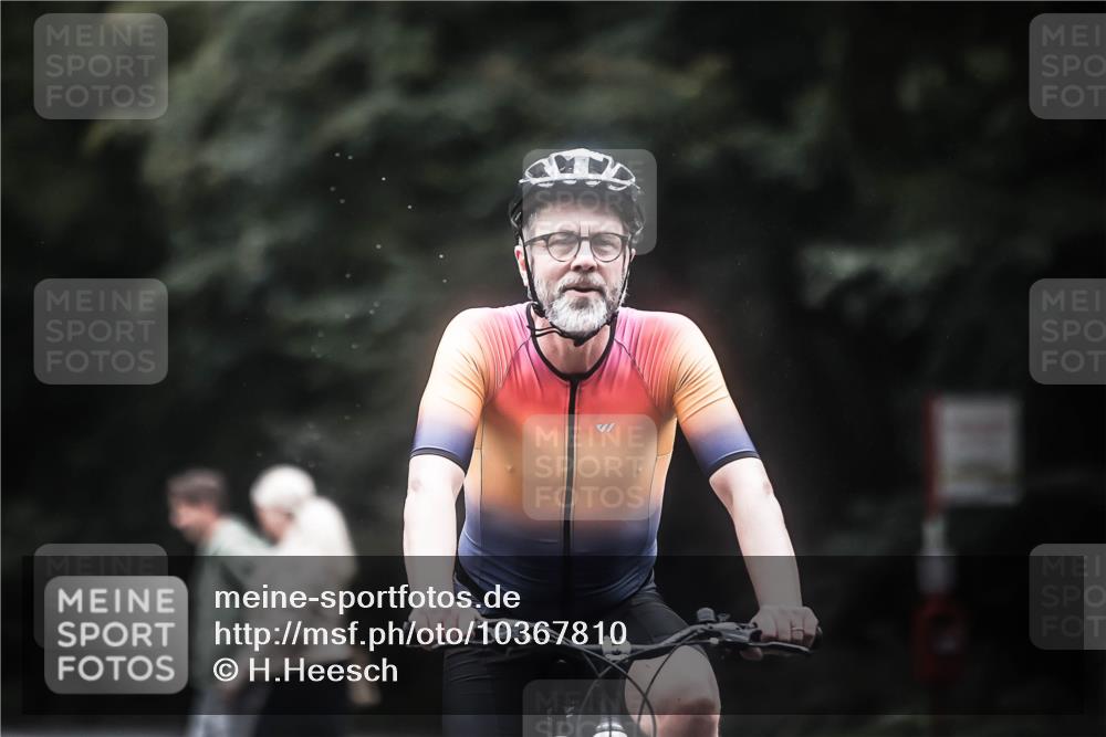 13.09.2026 - Stadtparktriathlon H.Heesch http://msf.ph/oto/10367810 13.09.2026 13:18:10 Radfahren 1290, 1350, 1359, 1397 meine-sportfotos.de
