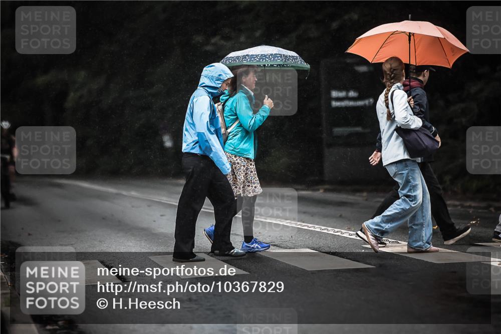 13.09.2026 - Stadtparktriathlon H.Heesch http://msf.ph/oto/10367829 13.09.2026 12:02:40 Radfahren 854, 859, 860, 946, 1029 meine-sportfotos.de