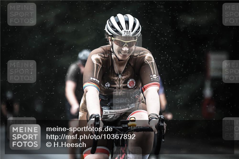 13.09.2026 - Stadtparktriathlon H.Heesch http://msf.ph/oto/10367892 13.09.2026 12:02:48 Radfahren 755, 856, 859, 925, 1020, 1044 meine-sportfotos.de