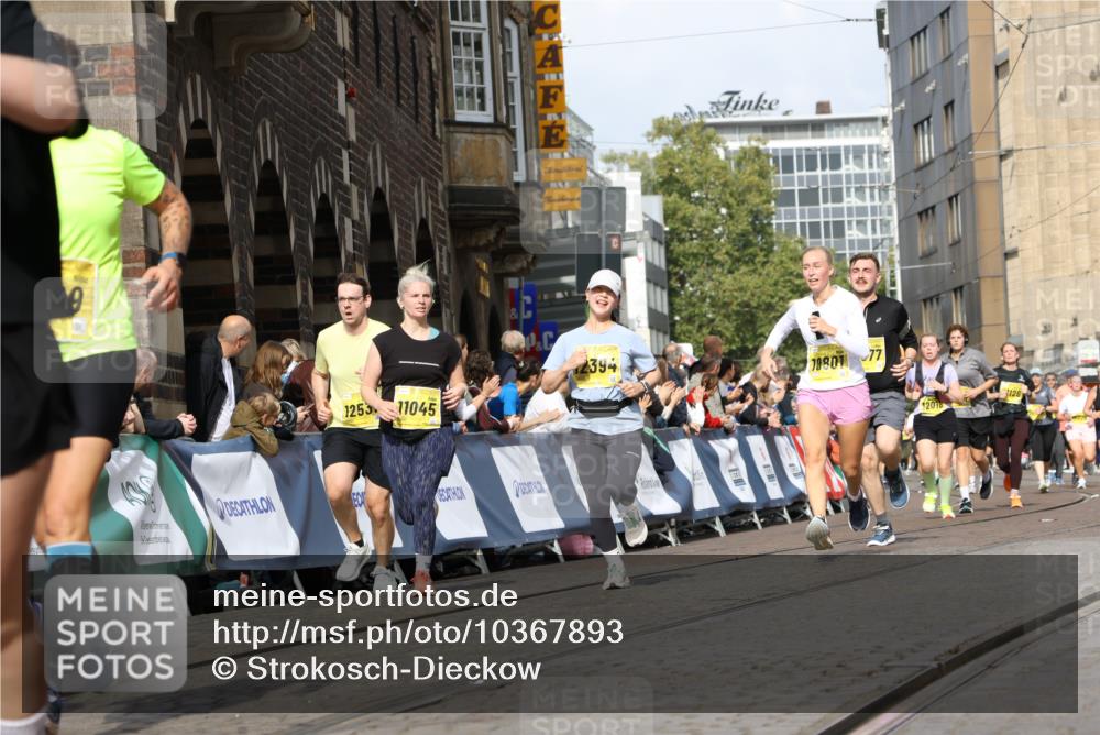 13.09.2026 - 21. swb-Marathon Bremen Strokosch-Dieckow http://msf.ph/oto/10367893 13.09.2026 11:00:30 Ziel 10144, 10758, 10810, 11016, 11071, 11158, 11159, 11160, 11250, 11259, 11445, 11453, 11524, 11525, 11528, 11547, 11587, 11588, 11589, 11623, 11907, 12105, 12106, 12123, 12190, 12274, 12352, 10263, 10272, 10275, 10306, 10369, 11162, 11180, 11343, 11475, 11556, 11687, 11708, 11769, 11797, 11838, 11959, 12430 meine-sportfotos.de