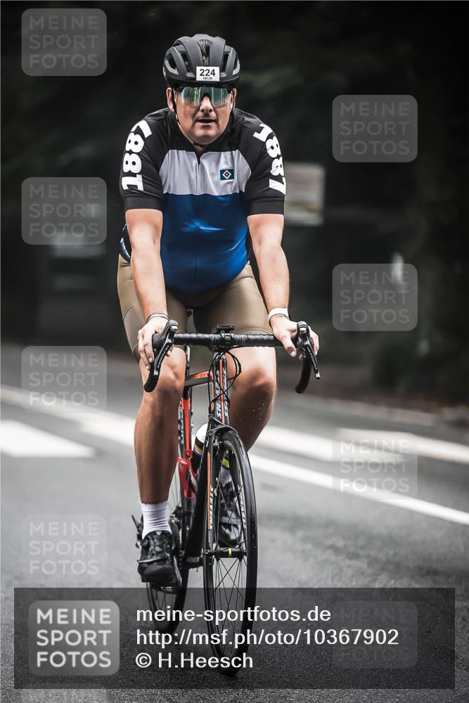 13.09.2026 - Stadtparktriathlon H.Heesch http://msf.ph/oto/10367902 13.09.2026 10:16:34 Radfahren 224, 236, 284, 289, 348, 351 meine-sportfotos.de