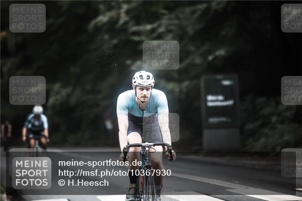 13.09.2026 - Stadtparktriathlon H.Heesch http://msf.ph/oto/10367930 13.09.2026 13:18:19 Radfahren 1329, 1367, 1397, 1417, 1431, 1443 meine-sportfotos.de