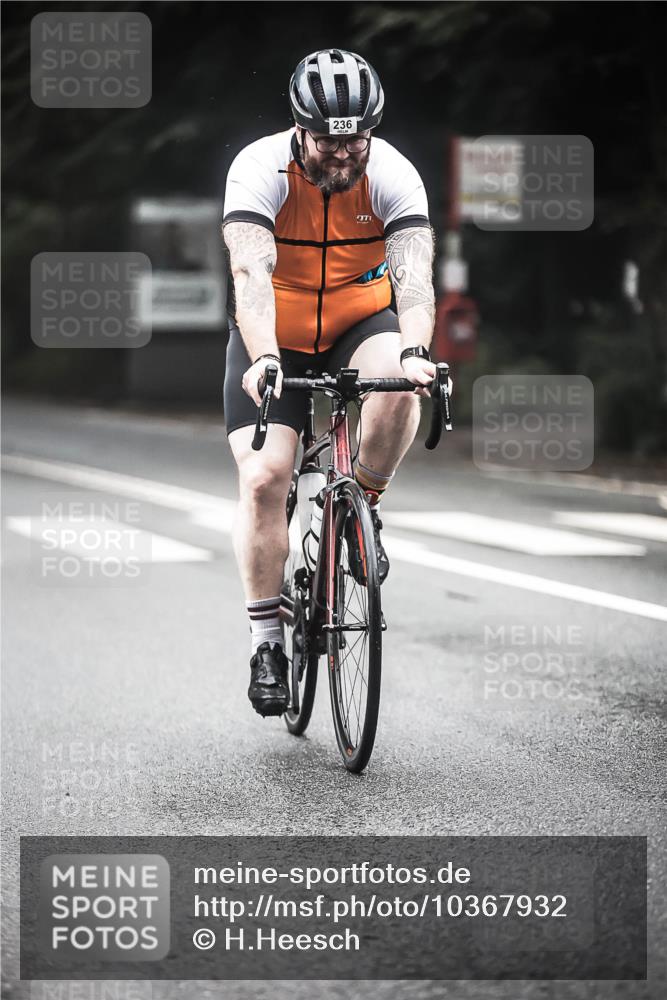 13.09.2026 - Stadtparktriathlon H.Heesch http://msf.ph/oto/10367932 13.09.2026 10:16:38 Radfahren 224, 236, 289, 348, 351 meine-sportfotos.de
