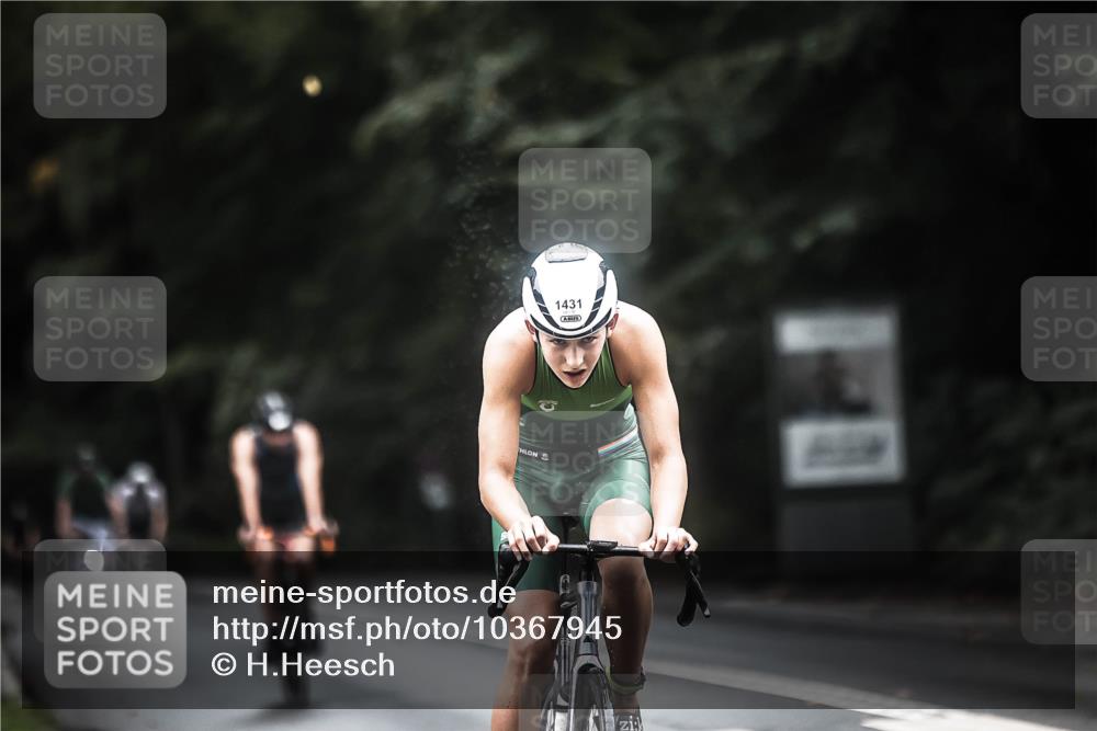 13.09.2026 - Stadtparktriathlon H.Heesch http://msf.ph/oto/10367945 13.09.2026 13:18:26 Radfahren 1288, 1325, 1336, 1367, 1431 meine-sportfotos.de