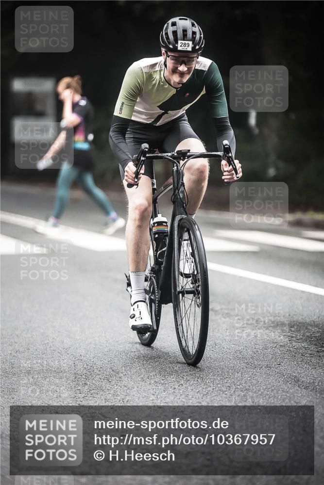 13.09.2026 - Stadtparktriathlon H.Heesch http://msf.ph/oto/10367957 13.09.2026 10:16:39 Radfahren 224, 236, 289 meine-sportfotos.de