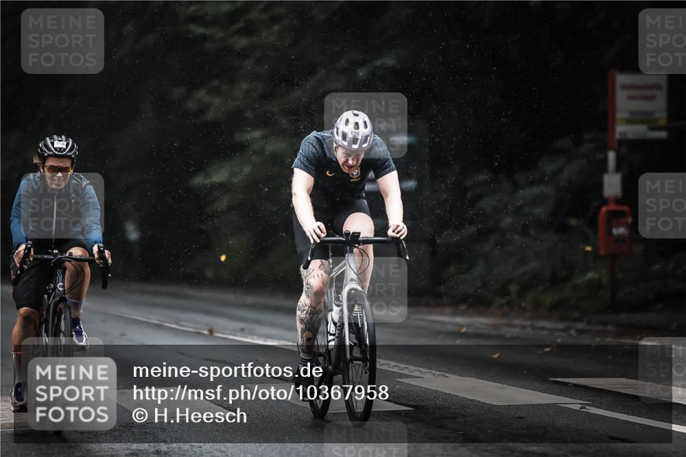 13.09.2026 - Stadtparktriathlon H.Heesch http://msf.ph/oto/10367958 13.09.2026 12:02:53 Radfahren 755, 758, 856, 925, 1020, 1044, 1059 meine-sportfotos.de
