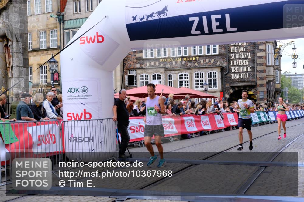 13.09.2026 - 21. swb-Marathon Bremen Tim E. http://msf.ph/oto/10367968 13.09.2026 13:05:01 Ziel 1223, 1224, 1712, 2207, 2646, 2956, 5283, 5674, 7538, 7814, 8054, 8701, 8936, 9070, 9306, 9689, 13034, 13187 meine-sportfotos.de