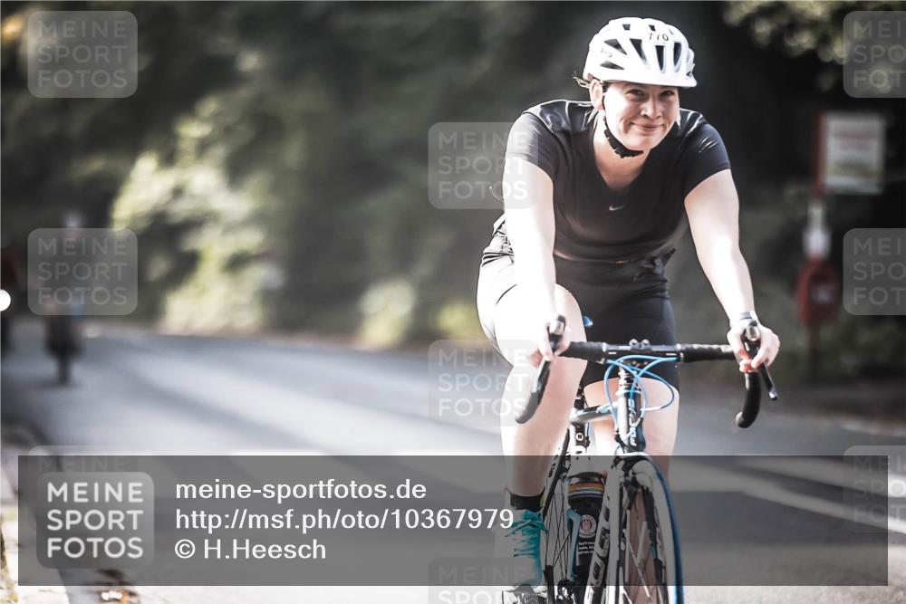 13.09.2026 - Stadtparktriathlon H.Heesch http://msf.ph/oto/10367979 13.09.2026 11:25:14 Radfahren 639, 684, 736, 770, 794, 819 meine-sportfotos.de