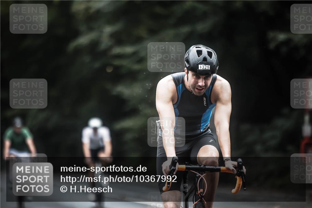13.09.2026 - Stadtparktriathlon H.Heesch http://msf.ph/oto/10367992 13.09.2026 13:18:29 Radfahren 1288, 1325, 1336, 1380, 1431 meine-sportfotos.de