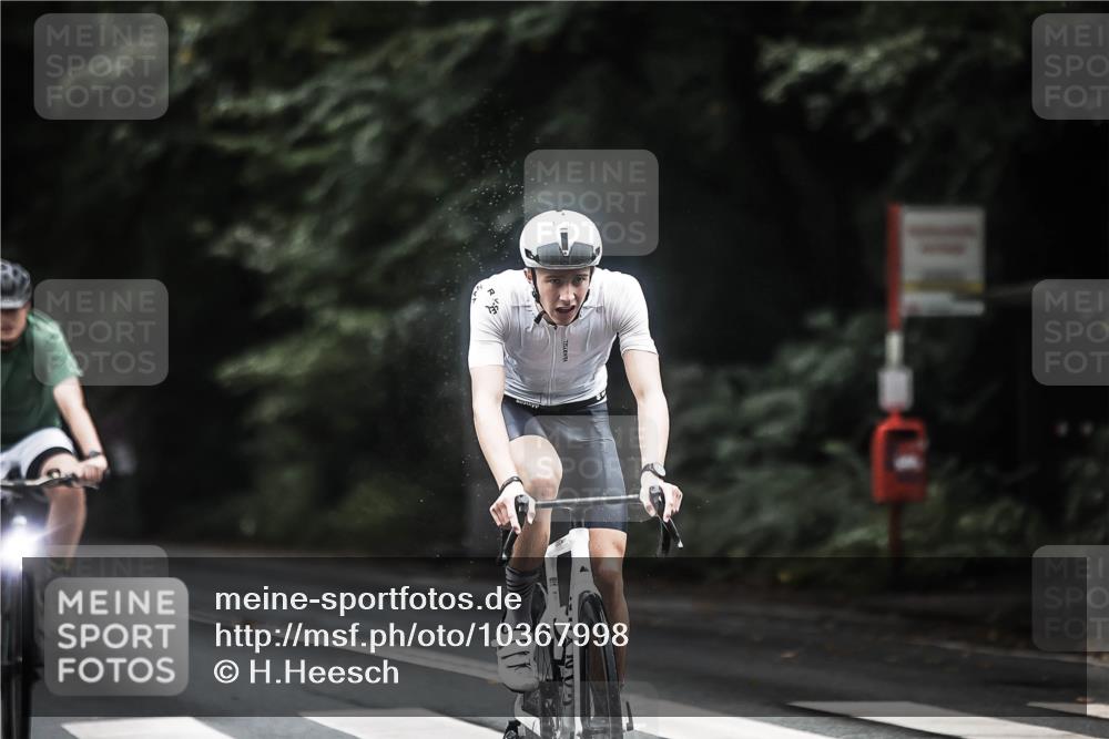 13.09.2026 - Stadtparktriathlon H.Heesch http://msf.ph/oto/10367998 13.09.2026 13:18:31 Radfahren 1288, 1325, 1336, 1380, 1431 meine-sportfotos.de