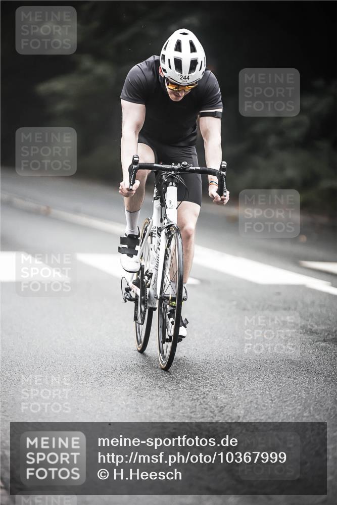 13.09.2026 - Stadtparktriathlon H.Heesch http://msf.ph/oto/10367999 13.09.2026 10:16:54 Radfahren 226, 244 meine-sportfotos.de