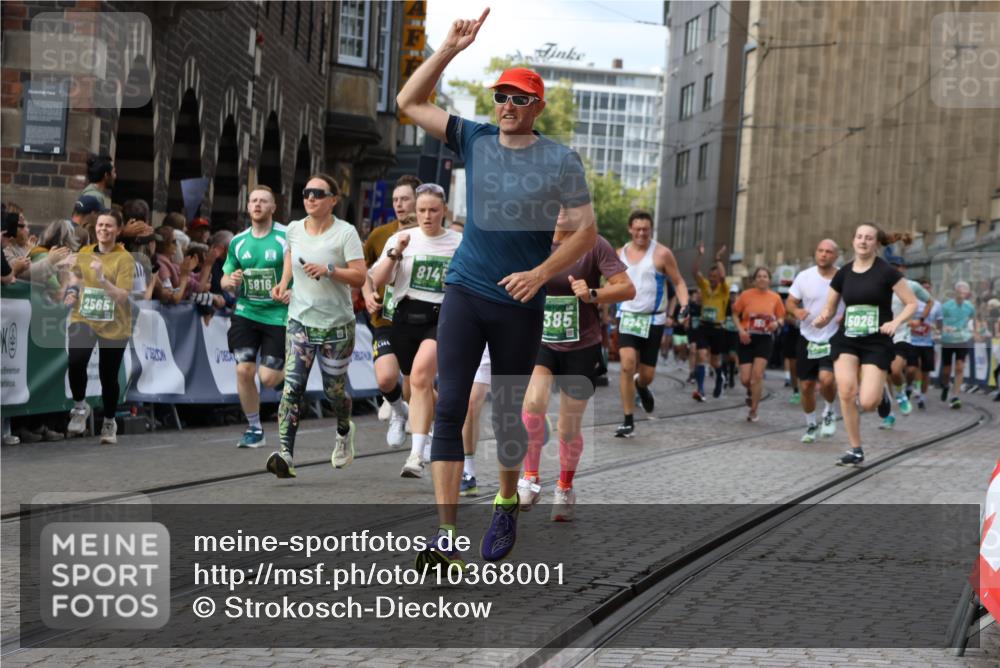 13.09.2026 - 21. swb-Marathon Bremen Strokosch-Dieckow http://msf.ph/oto/10368001 13.09.2026 13:35:53 Ziel 156, 607, 2041, 2090, 2318, 2356, 3055, 3087, 3226, 3621, 3704, 3780, 4326, 5308, 5661, 6315, 6418, 6465, 6466, 6644, 6649, 7285, 7377, 7597, 7675, 7700, 8401, 8530, 8816, 8915, 9784, 9845, 9862, 9887, 9892, 563, 1867, 2565, 3026, 3224, 3454, 3489, 4016, 5026, 5259, 5276, 5816, 6159, 6874, 6982, 7036, 7043, 7256, 7385, 7804, 8145, 8227, 8275, 8488, 9076, 9243, 9497, 13179 meine-sportfotos.de