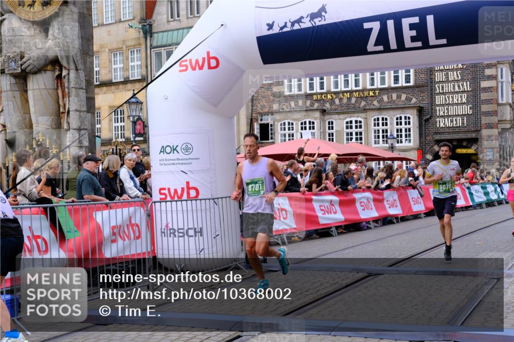 13.09.2026 - 21. swb-Marathon Bremen Tim E. http://msf.ph/oto/10368002 13.09.2026 13:05:02 Ziel 1224, 1712, 2207, 2646, 2956, 5283, 5674, 7538, 7814, 8054, 8701, 9070, 9306, 9689, 13034, 13187 meine-sportfotos.de