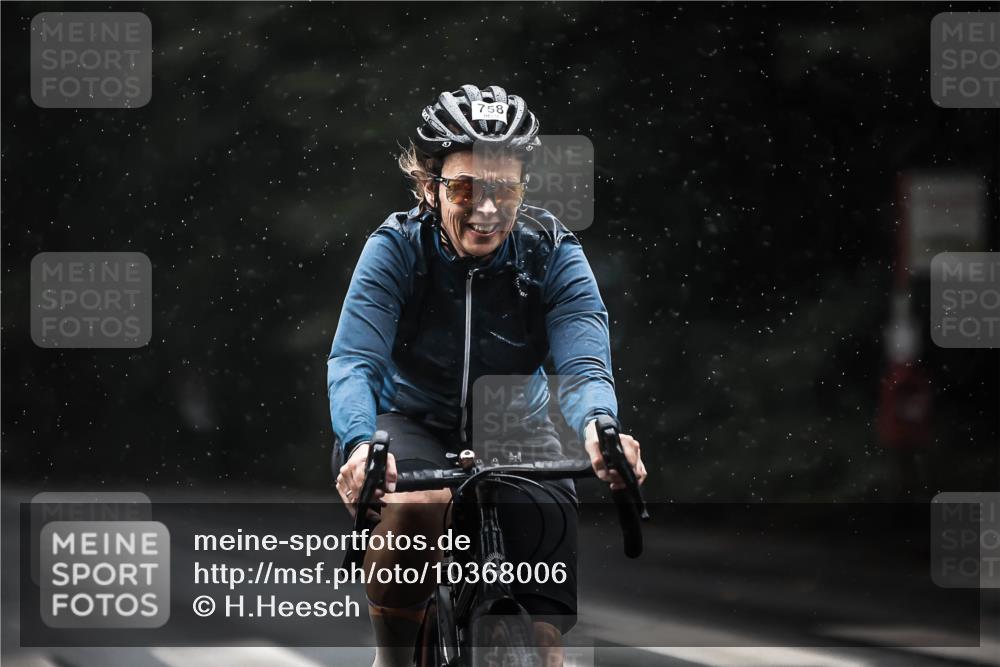 13.09.2026 - Stadtparktriathlon H.Heesch http://msf.ph/oto/10368006 13.09.2026 12:02:55 Radfahren 758, 856, 925, 948, 1020, 1044, 1059 meine-sportfotos.de