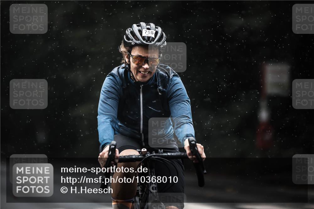 13.09.2026 - Stadtparktriathlon H.Heesch http://msf.ph/oto/10368010 13.09.2026 12:02:55 Radfahren 758, 856, 925, 948, 1020, 1044, 1059 meine-sportfotos.de