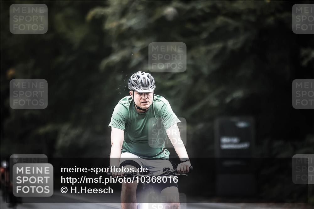 13.09.2026 - Stadtparktriathlon H.Heesch http://msf.ph/oto/10368016 13.09.2026 13:18:32 Radfahren 1288, 1325, 1336, 1380 meine-sportfotos.de