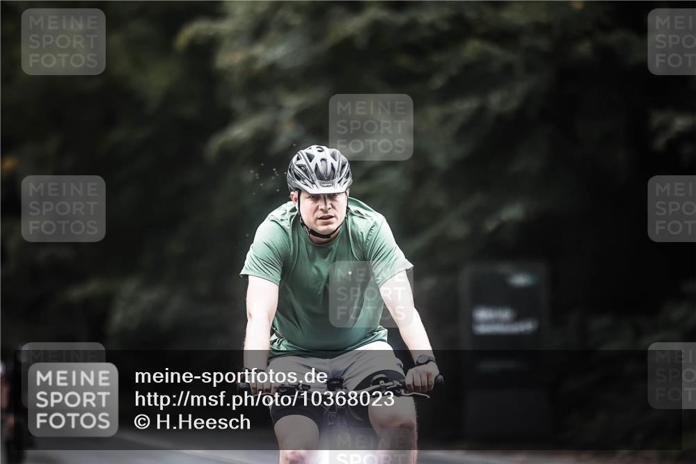 13.09.2026 - Stadtparktriathlon H.Heesch http://msf.ph/oto/10368023 13.09.2026 13:18:32 Radfahren 1288, 1325, 1336, 1380 meine-sportfotos.de
