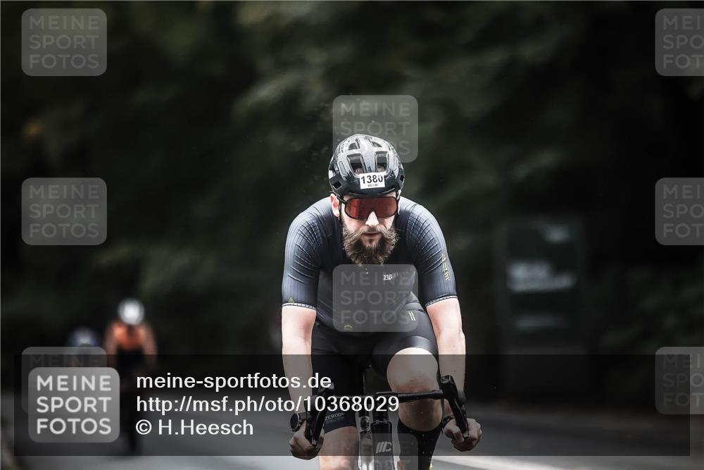 13.09.2026 - Stadtparktriathlon H.Heesch http://msf.ph/oto/10368029 13.09.2026 13:18:36 Radfahren 1288, 1336, 1357, 1380, 1393, 1456 meine-sportfotos.de