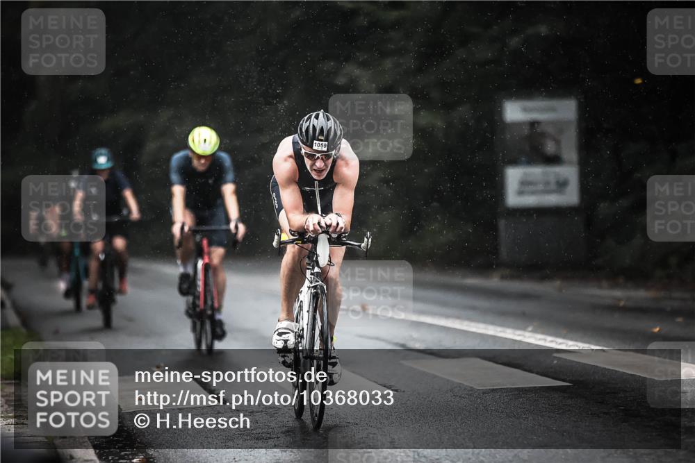 13.09.2026 - Stadtparktriathlon H.Heesch http://msf.ph/oto/10368033 13.09.2026 12:02:58 Radfahren 747, 758, 856, 925, 948, 950, 1059 meine-sportfotos.de