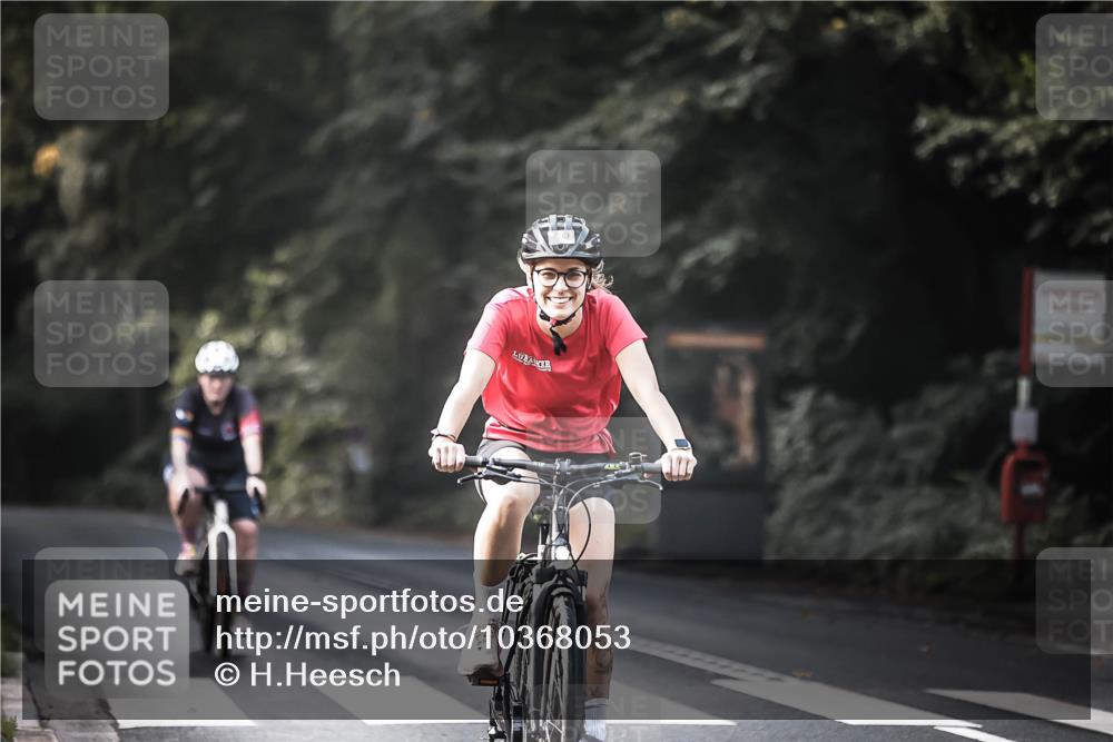 13.09.2026 - Stadtparktriathlon H.Heesch http://msf.ph/oto/10368053 13.09.2026 11:25:22 Radfahren 759, 794, 803 meine-sportfotos.de