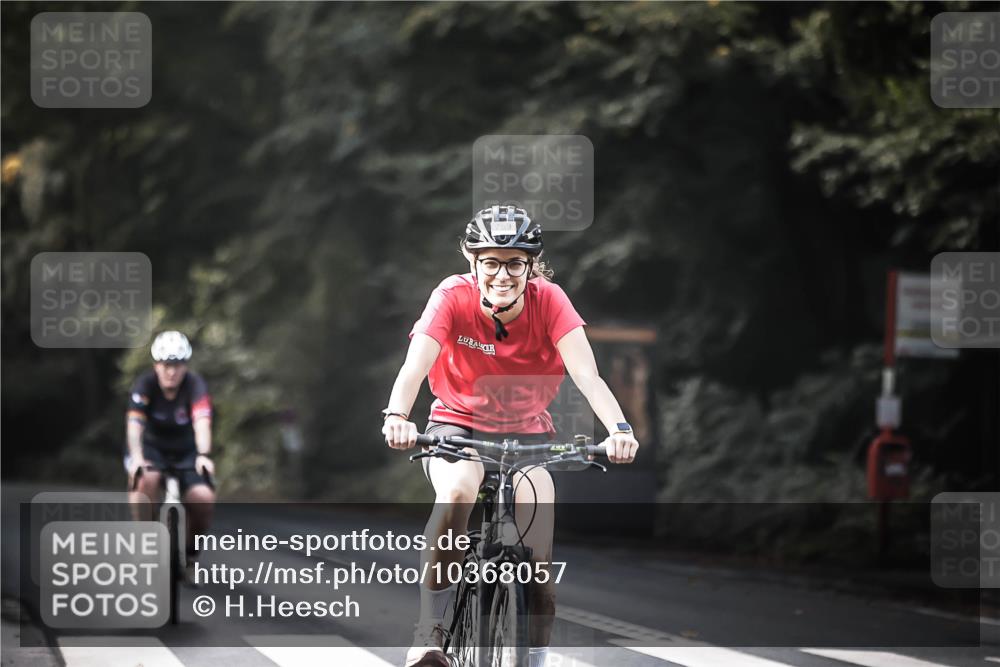 13.09.2026 - Stadtparktriathlon H.Heesch http://msf.ph/oto/10368057 13.09.2026 11:25:22 Radfahren 759, 794, 803 meine-sportfotos.de