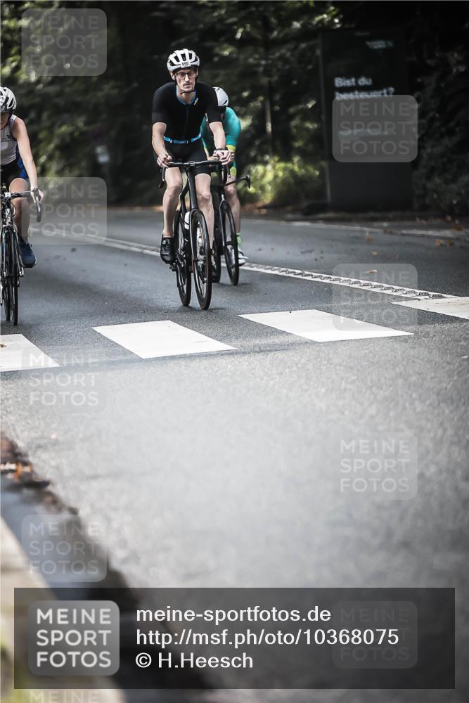 13.09.2026 - Stadtparktriathlon H.Heesch http://msf.ph/oto/10368075 13.09.2026 10:45:47 Radfahren 248, 406, 414, 429, 487, 543, 550, 563 meine-sportfotos.de