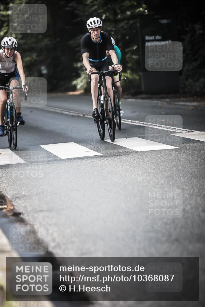 13.09.2026 - Stadtparktriathlon H.Heesch http://msf.ph/oto/10368087 13.09.2026 10:45:47 Radfahren 248, 406, 414, 429, 487, 543, 550, 563 meine-sportfotos.de