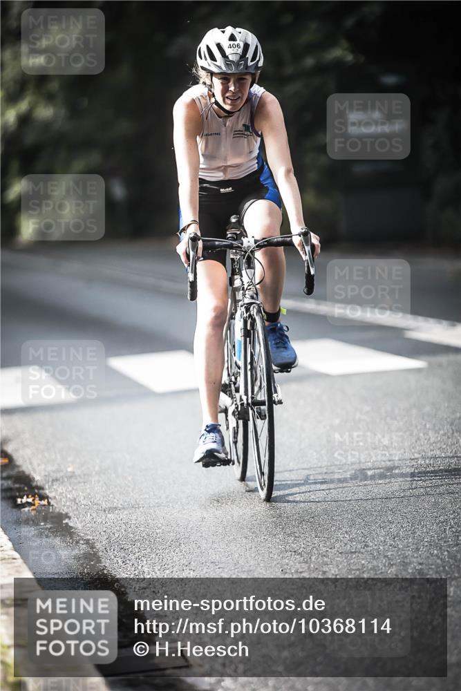 13.09.2026 - Stadtparktriathlon H.Heesch http://msf.ph/oto/10368114 13.09.2026 10:45:48 Radfahren 406, 414, 429, 487, 543, 550, 563 meine-sportfotos.de
