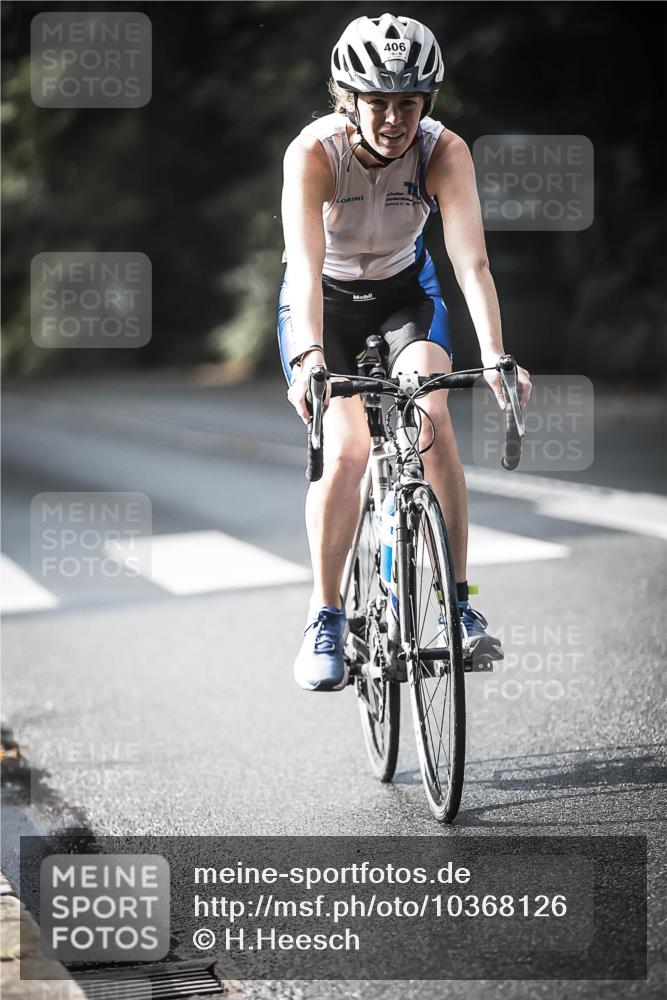 13.09.2026 - Stadtparktriathlon H.Heesch http://msf.ph/oto/10368126 13.09.2026 10:45:49 Radfahren 406, 429, 487, 543, 550, 563 meine-sportfotos.de