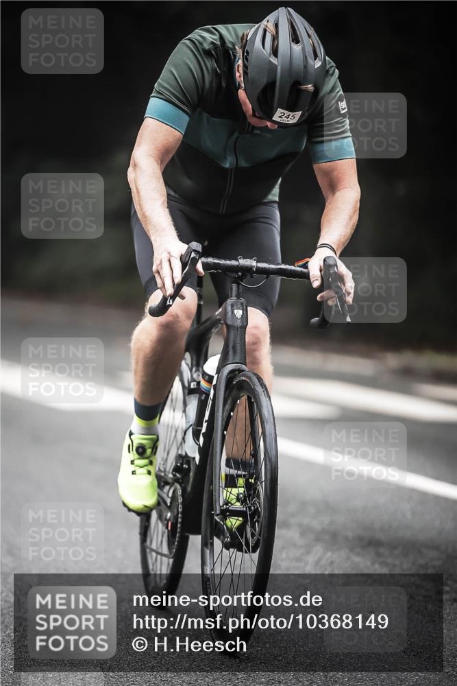 13.09.2026 - Stadtparktriathlon H.Heesch http://msf.ph/oto/10368149 13.09.2026 10:17:14 Radfahren 241, 245, 269 meine-sportfotos.de