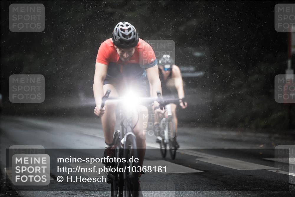 13.09.2026 - Stadtparktriathlon H.Heesch http://msf.ph/oto/10368181 13.09.2026 12:03:06 Radfahren 747, 879, 905, 927, 948, 950 meine-sportfotos.de