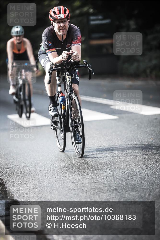13.09.2026 - Stadtparktriathlon H.Heesch http://msf.ph/oto/10368183 13.09.2026 10:45:52 Radfahren 406, 429, 487, 543, 550 meine-sportfotos.de