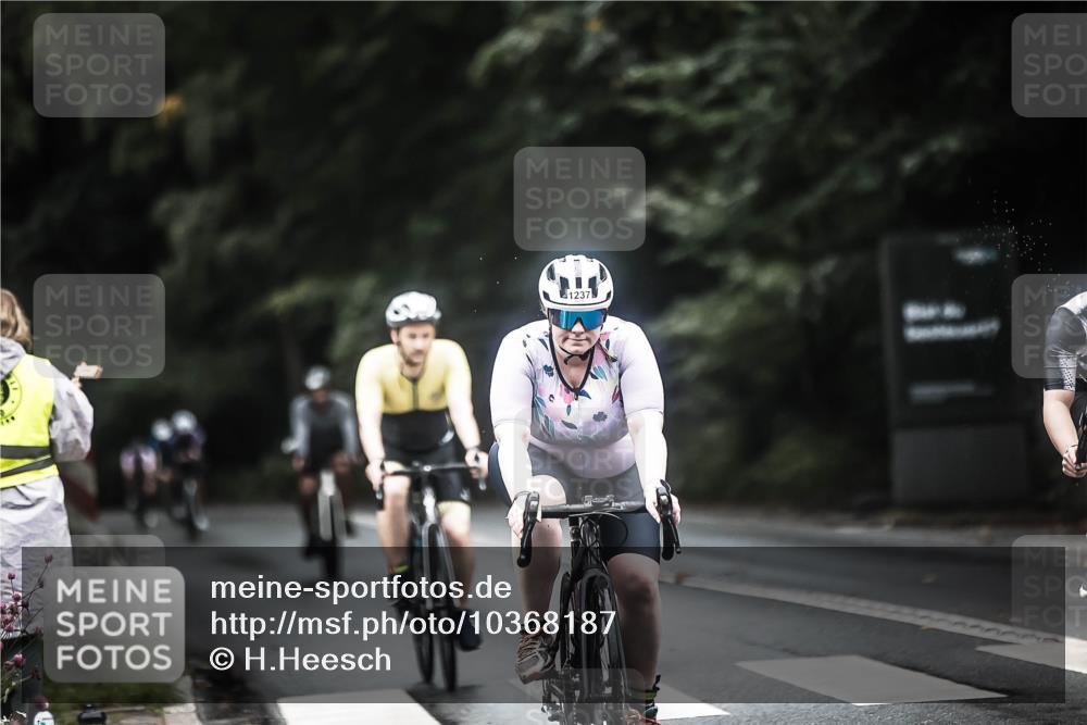 13.09.2026 - Stadtparktriathlon H.Heesch http://msf.ph/oto/10368187 13.09.2026 13:19:02 Radfahren 1212, 1237, 1243, 1314, 1326, 1338, 1438, 1442 meine-sportfotos.de
