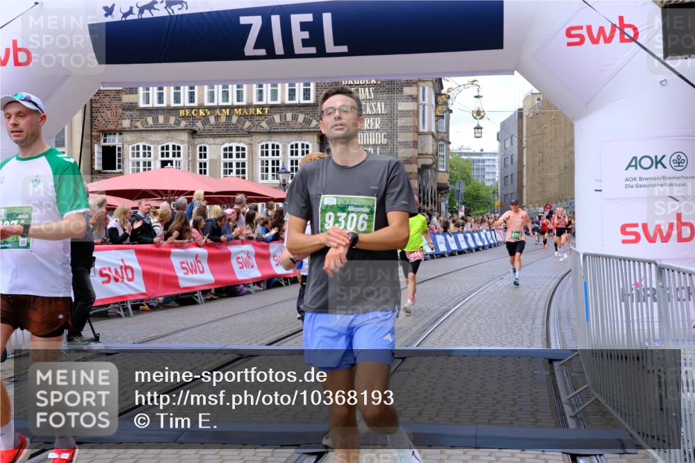 13.09.2026 - 21. swb-Marathon Bremen Tim E. http://msf.ph/oto/10368193 13.09.2026 13:05:15 Ziel 1336, 1712, 2646, 3196, 4729, 5674, 6708, 7538, 7814, 8054, 9306, 9495, 9689, 13187 meine-sportfotos.de