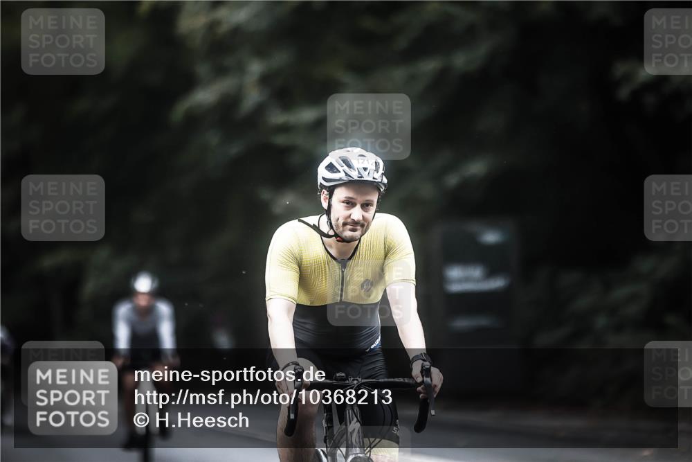 13.09.2026 - Stadtparktriathlon H.Heesch http://msf.ph/oto/10368213 13.09.2026 13:19:04 Radfahren 1212, 1237, 1243, 1326, 1338, 1438, 1442 meine-sportfotos.de