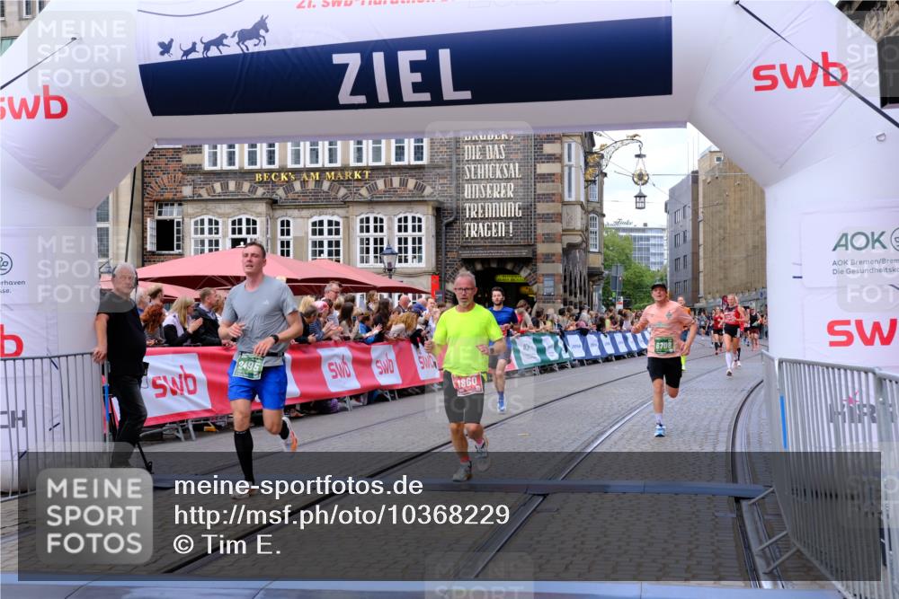 13.09.2026 - 21. swb-Marathon Bremen Tim E. http://msf.ph/oto/10368229 13.09.2026 13:05:16 Ziel 1336, 2646, 3196, 4729, 5674, 6708, 7538, 7814, 8054, 9306, 9495, 9689, 13187 meine-sportfotos.de