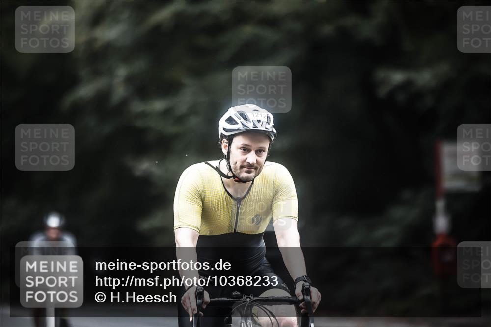 13.09.2026 - Stadtparktriathlon H.Heesch http://msf.ph/oto/10368233 13.09.2026 13:19:04 Radfahren 1212, 1237, 1243, 1326, 1338, 1438, 1442 meine-sportfotos.de