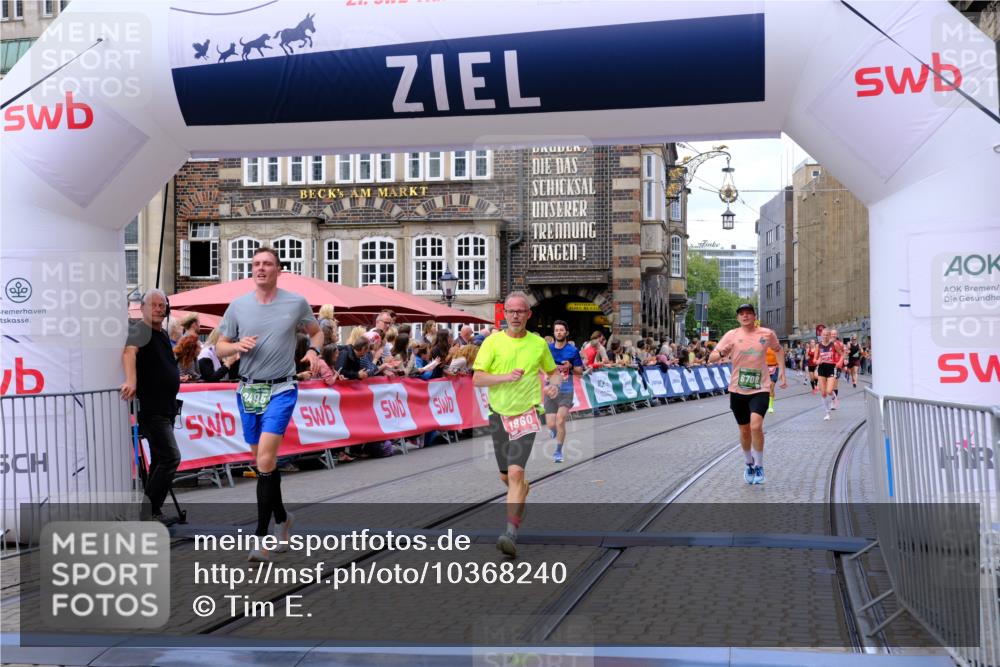 13.09.2026 - 21. swb-Marathon Bremen Tim E. http://msf.ph/oto/10368240 13.09.2026 13:05:16 Ziel 1336, 2646, 3196, 4729, 5674, 6708, 7538, 7814, 8054, 9306, 9495, 9689, 13187 meine-sportfotos.de