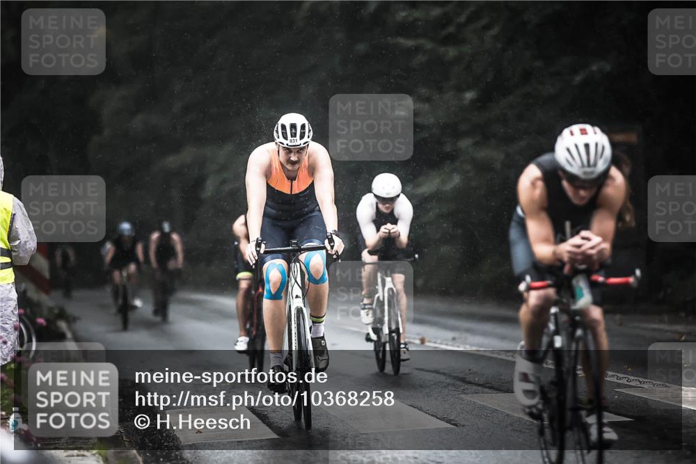 13.09.2026 - Stadtparktriathlon H.Heesch http://msf.ph/oto/10368258 13.09.2026 12:03:14 Radfahren 819, 831, 879, 919, 952, 965, 990, 997 meine-sportfotos.de