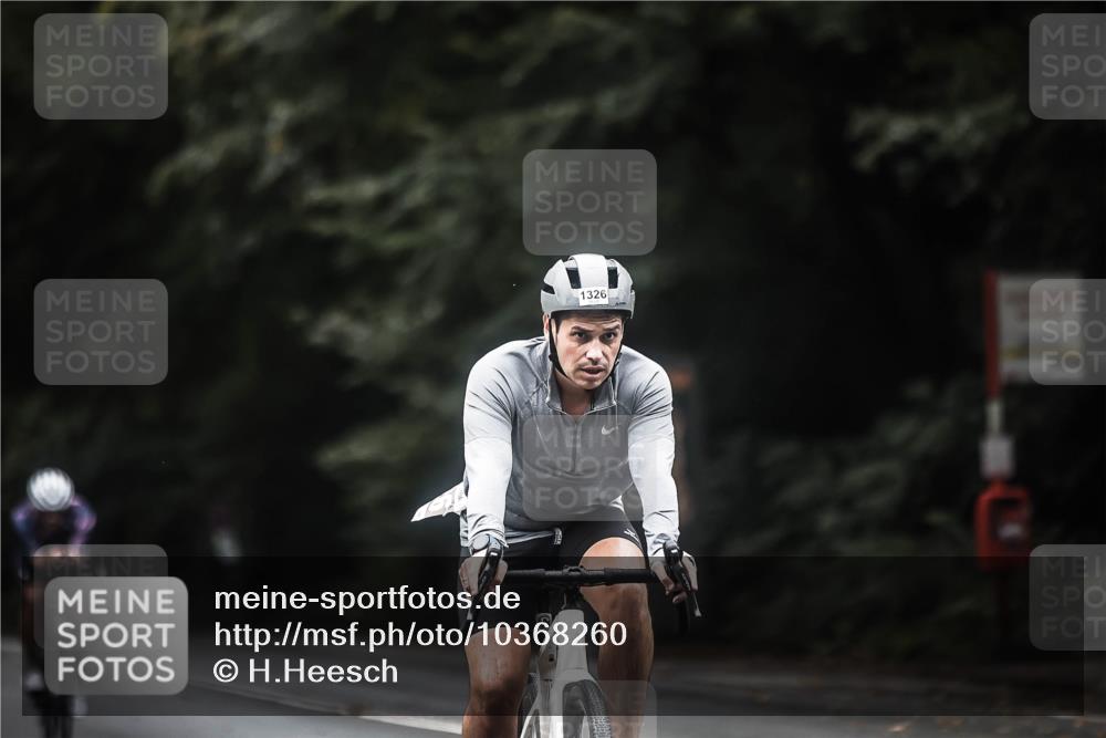 13.09.2026 - Stadtparktriathlon H.Heesch http://msf.ph/oto/10368260 13.09.2026 13:19:07 Radfahren 1212, 1229, 1237, 1326, 1338, 1438, 1471 meine-sportfotos.de