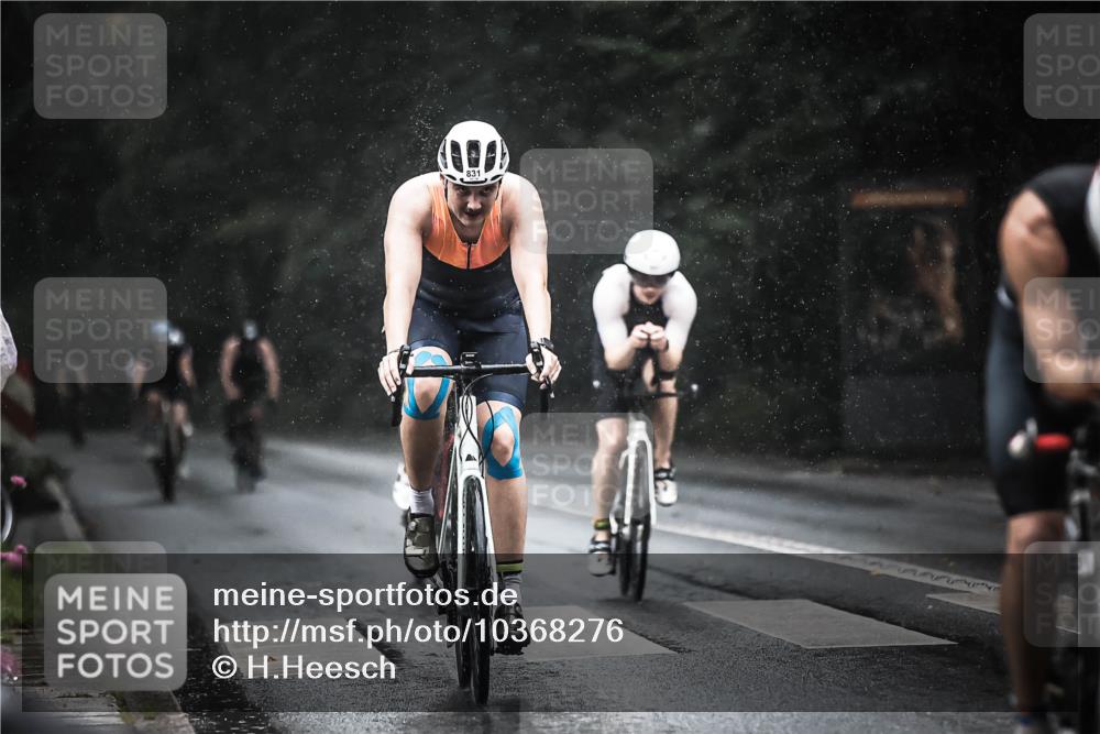 13.09.2026 - Stadtparktriathlon H.Heesch http://msf.ph/oto/10368276 13.09.2026 12:03:14 Radfahren 819, 831, 879, 919, 952, 965, 990, 997 meine-sportfotos.de