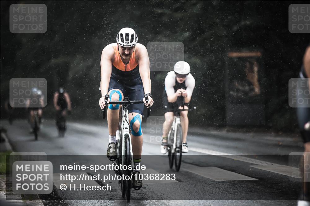 13.09.2026 - Stadtparktriathlon H.Heesch http://msf.ph/oto/10368283 13.09.2026 12:03:14 Radfahren 819, 831, 879, 919, 952, 965, 990, 997 meine-sportfotos.de