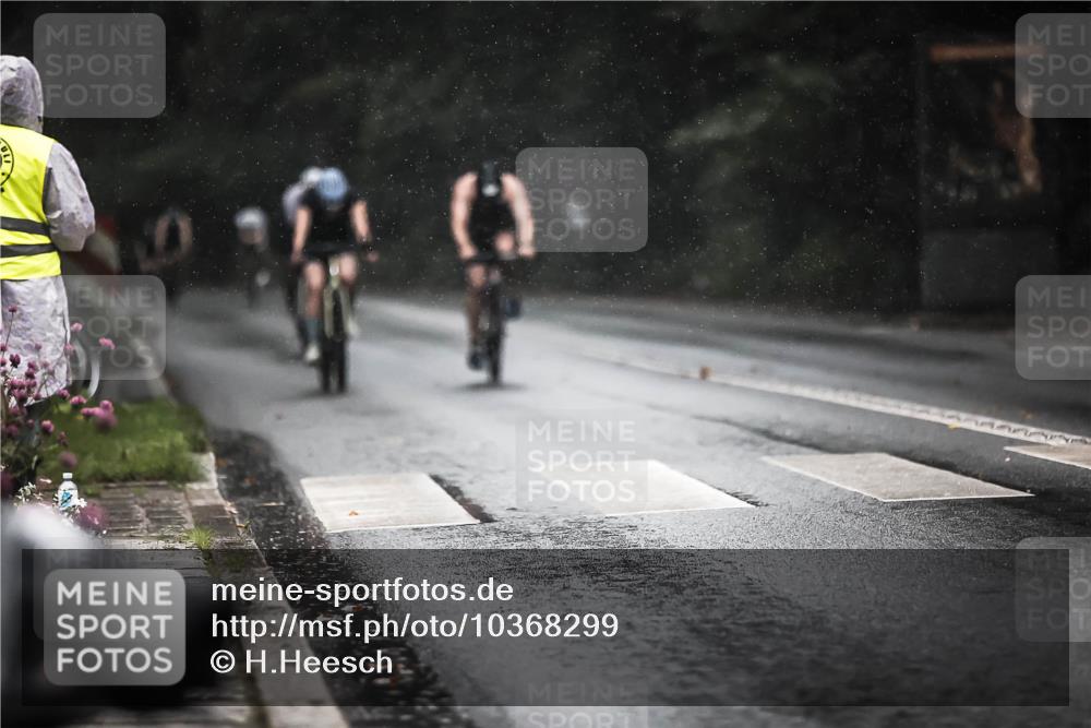 13.09.2026 - Stadtparktriathlon H.Heesch http://msf.ph/oto/10368299 13.09.2026 12:03:16 Radfahren 819, 831, 879, 919, 952, 965, 990, 997 meine-sportfotos.de