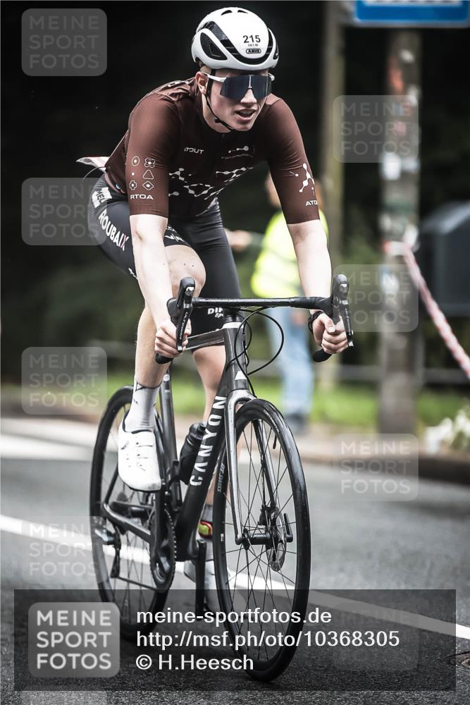13.09.2026 - Stadtparktriathlon H.Heesch http://msf.ph/oto/10368305 13.09.2026 10:17:27 Radfahren 215, 228, 249, 292, 317 meine-sportfotos.de