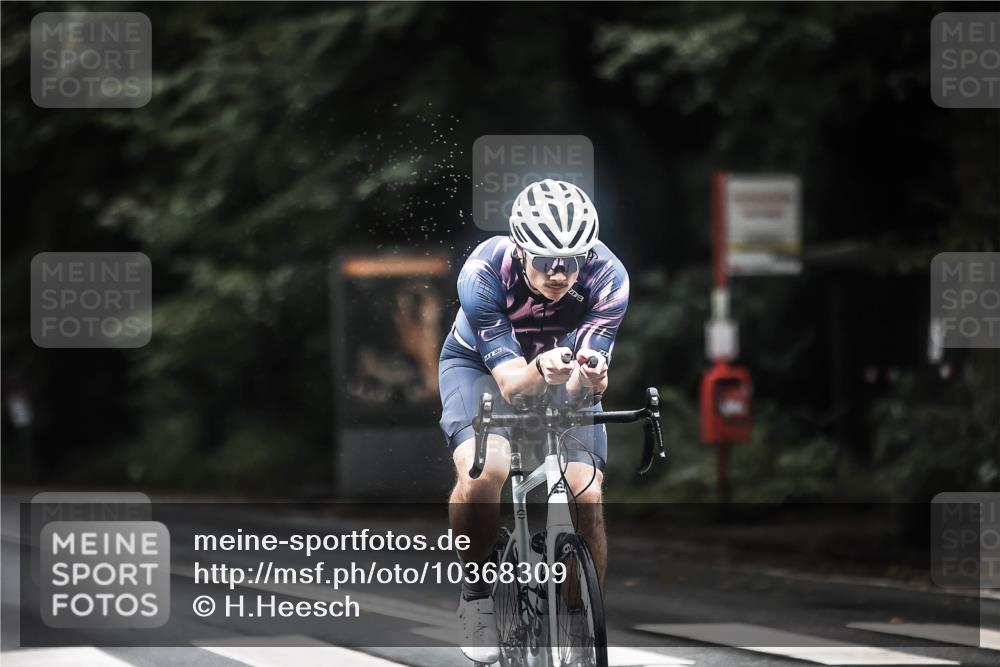 13.09.2026 - Stadtparktriathlon H.Heesch http://msf.ph/oto/10368309 13.09.2026 13:19:09 Radfahren 1212, 1229, 1326, 1338, 1471 meine-sportfotos.de