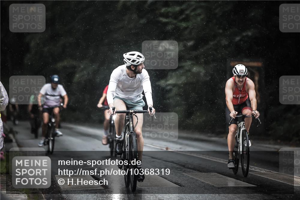 13.09.2026 - Stadtparktriathlon H.Heesch http://msf.ph/oto/10368319 13.09.2026 12:03:41 Radfahren 759, 887, 893, 914, 941, 996 meine-sportfotos.de