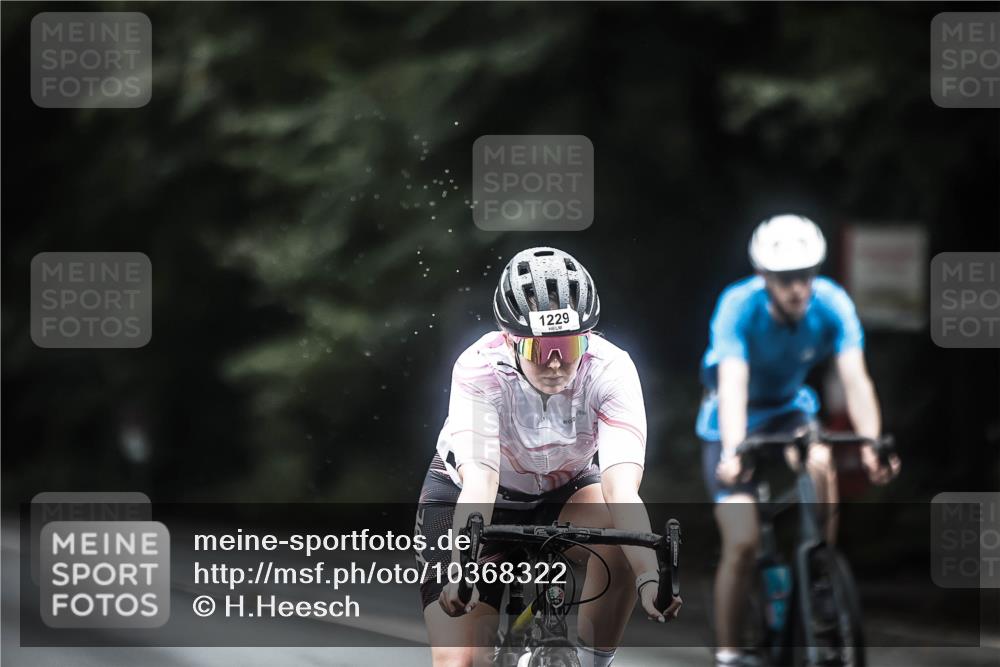 13.09.2026 - Stadtparktriathlon H.Heesch http://msf.ph/oto/10368322 13.09.2026 13:19:12 Radfahren 1229, 1326, 1338, 1439, 1471 meine-sportfotos.de