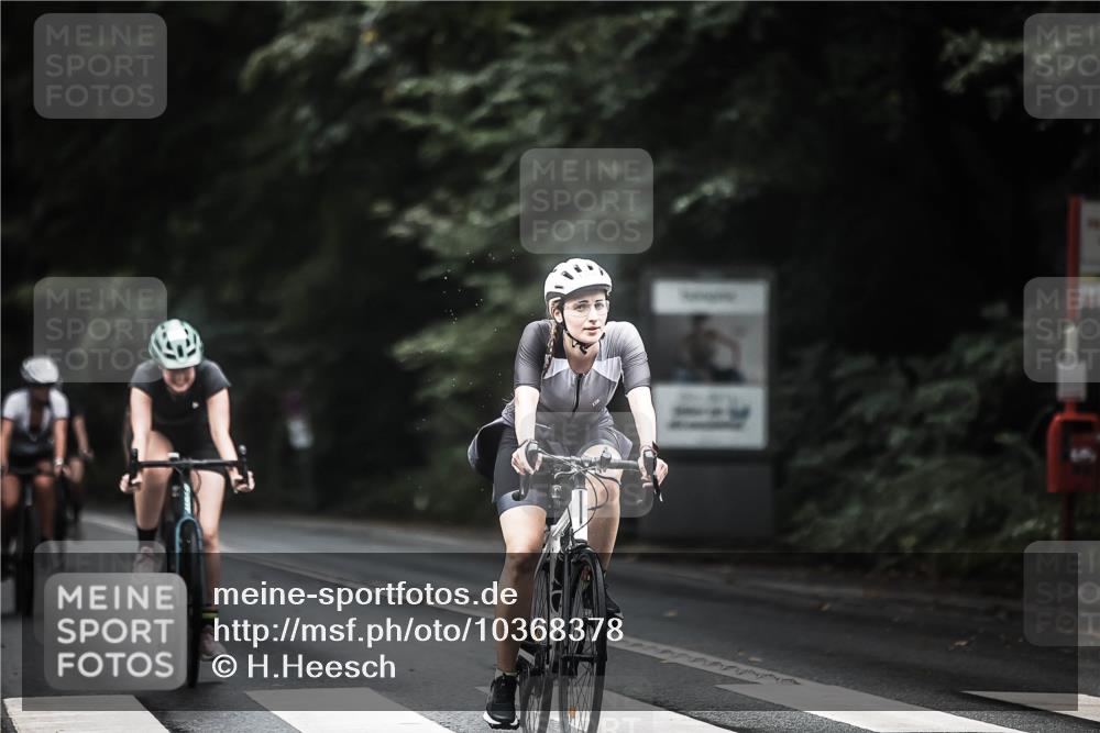 13.09.2026 - Stadtparktriathlon H.Heesch http://msf.ph/oto/10368378 13.09.2026 13:19:25 Radfahren 1347, 1355, 1356, 1364, 1374, 1388, 1429 meine-sportfotos.de
