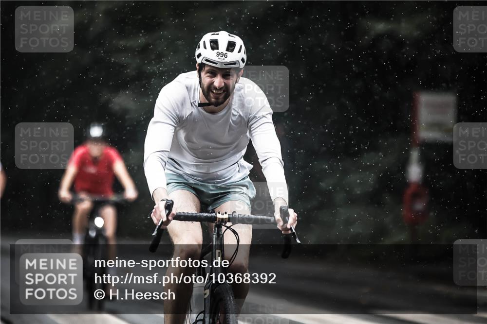 13.09.2026 - Stadtparktriathlon H.Heesch http://msf.ph/oto/10368392 13.09.2026 12:03:42 Radfahren 759, 887, 893, 914, 941, 996 meine-sportfotos.de